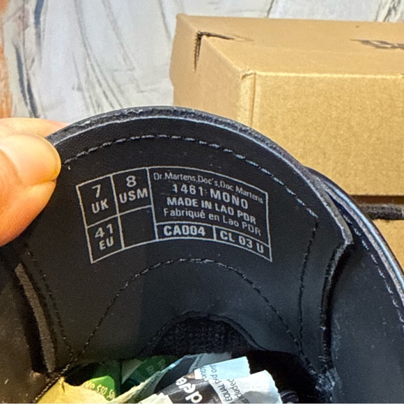 Dr. Martens 1461 MONO SMOOTH LEATHER OXFORD SHOES 8 Men’s - Picture 16 of 16